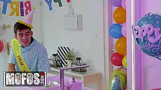 hot milf masturbating on webcam 😍