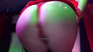 Lesbian beauties stretch and fist assholes