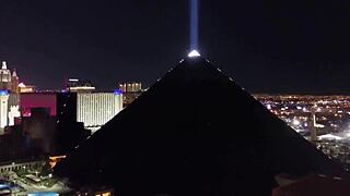 Screaming orgasms with big-boobed babes in Vegas