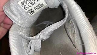 Bouncing Boobs and Pissing Pussy with Dirty Feet