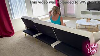 帮朋友妈妈艰难离婚后疗伤