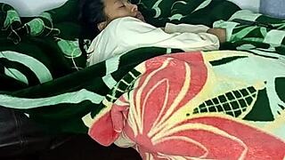 主妇早上就开始喷水 😊