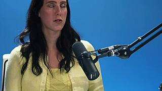 Hey, wanna see Cadence Lux moan in solo orgasm?