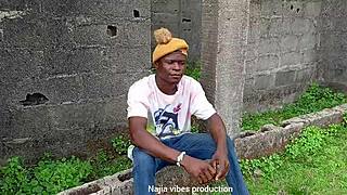 Young Girl Meets Guy On Street For Outdoor Ass Fucking