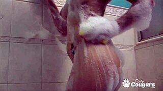 andrea kelly relaxes in the bubble bath playing with herself