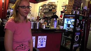 amateur lesbian quickie with wet pussy licking and rough fucking