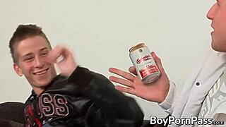 Four Twinks Suck Dicks!