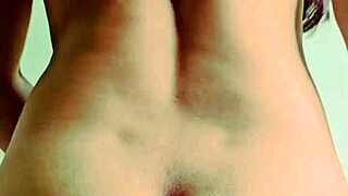 Desi Teen Hot Girl Stars in Viral Videos