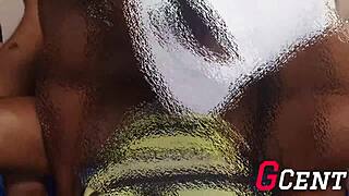 Girlfriend enjoys missionary orgasm 😋