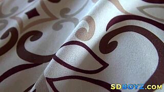 ass toying amateur cums hard