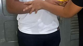 Entregador Fudeu Meu Cuzinho Pra Pagar O Lanche!