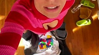 i qwickie under the christmas tree with milf