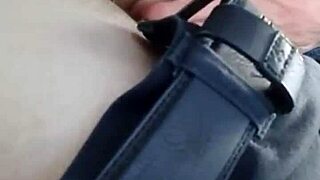 giving sloppy blowjob to buddy in car 😏