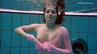 Liza Bubarek looks so hot as an underwater mermaid in her bikini