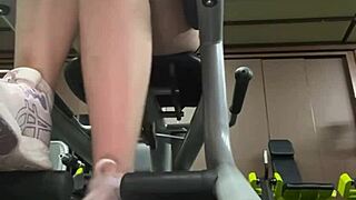hey, watch me squirt and finger myself at the gym