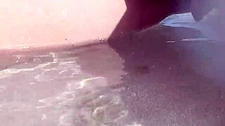 shaved bbw pussy peeing on public beach, wanna see?