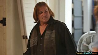 sexy teen 18+ model says screw the photographer