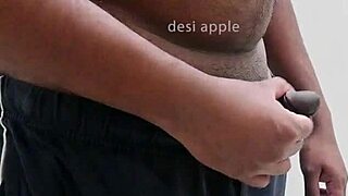 印度Bhabhi神手撸管超爽