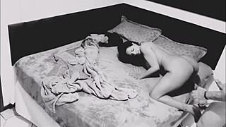 COLOQUEI UMA CÂMERA ESCONDIDA EM CASA E FLAGREI MEU VIZINHO COMENDO MINHA ESPOSA PARTE 2 COMPLETO NO RED