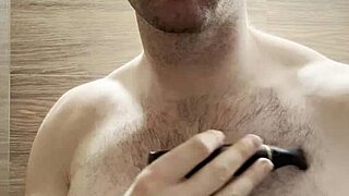 Trimming Sweaty Armpits After Gym Workout!