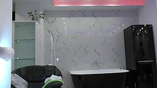 Fake photoshoot turns erotic