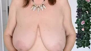 Mature Cougar Knows What You Want And Shows You What Her Pussy Wants Joi!