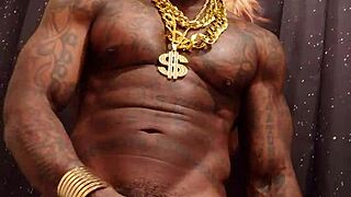 Hallelujah Johnson Worships Huge African BBC Intensely