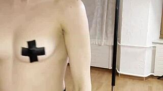 miss daisy diamond flexes her naked blonde body in solo softcore