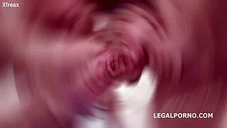 OMG！Sindy Rose在6对1群交中被尿淹没还喝尿！