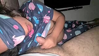 My pregnant single stepsister still let me finish inside her tight body