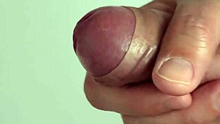Watch this close-up solo masturbation session?