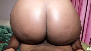 Perfect Ass Black Girl Screams on Big Dick