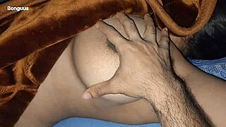 Sharing bed with stepmom leads to cum on ass at midnight