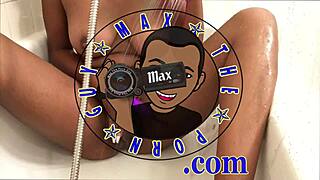 hazel came for more than just a handjob 😏