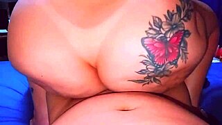 Neighbor fucks BBW without condom