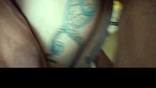 My stepfather fucks me, leaving my vagina full of cum. So hot! 😈