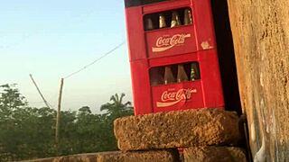 crazy lover fingers pussy hard till she cums and licks fingers