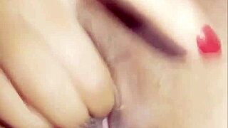 Universitaria Colombiana Alexia Sends Sexual Video to Professors by Error