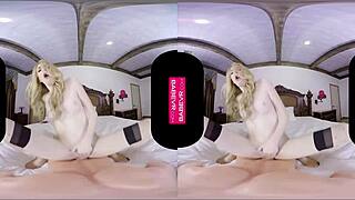 Tantalizing Ivy Jones Fingers Deep in VR Pussy!