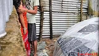 Local Desi Village Girl in Hardcore Outdoor Sex by Localsex31!