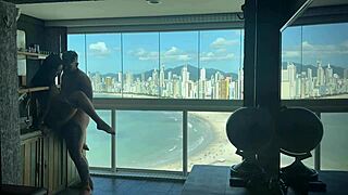 Milionário shows how to make a woman climax for real with intense moves! 😍