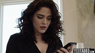 Big ass latina milf calls for laptop fix, what happens next?