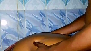 Chatting with my big bobb babe before shower.