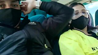 omg, i’m like so crazy bout givin my bf a wild blowjob on dis bus between bogota n medellin!