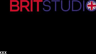 Hot nurse in pantyhose blows patients in wild 4some