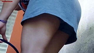 BBW Masseuse Rubs Huge Tits On Clients