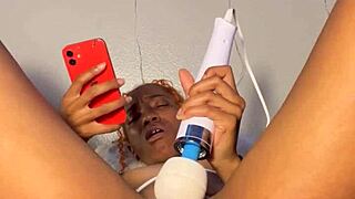 Late night solo orgasm with wet pussy lips and tight ass.