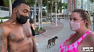 辣好莱坞深喉大黑鸡巴！