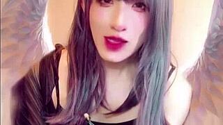 hey, watch this angel with a crotch jerk off live?