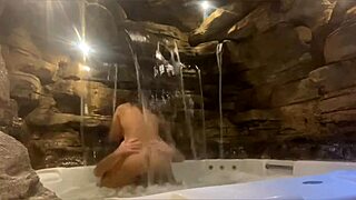 夫妇蜜月汽车旅馆老婆猛骑大屌